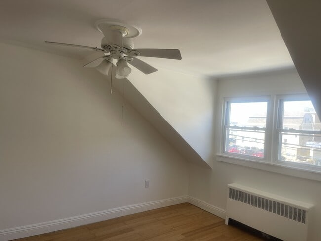 Photo - 658 W Broadway Unit 2nd Floor