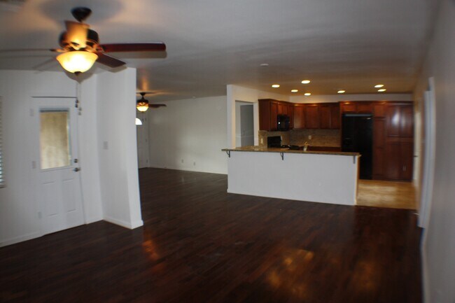 Photo - 7501 E Hubbell St