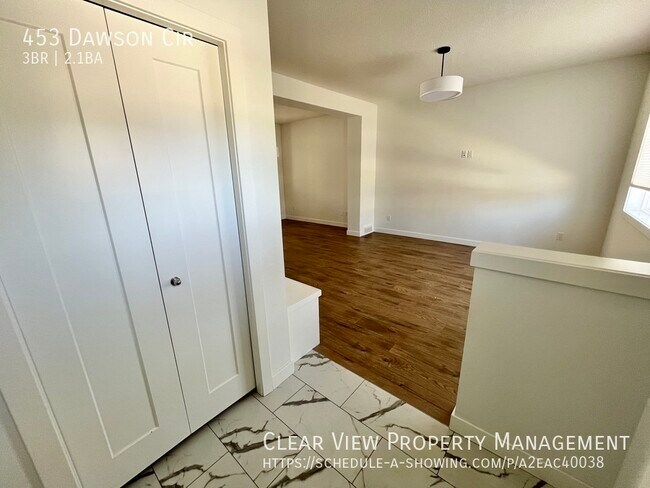 Photo - Bright and open 3-bedroom, 2.5-bathroom de...