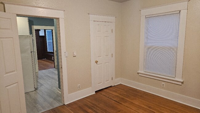 Photo - 805 S Ainsworth Ave Unit A