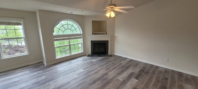 Photo - 6105 Hedgecock Cir Unit 3D