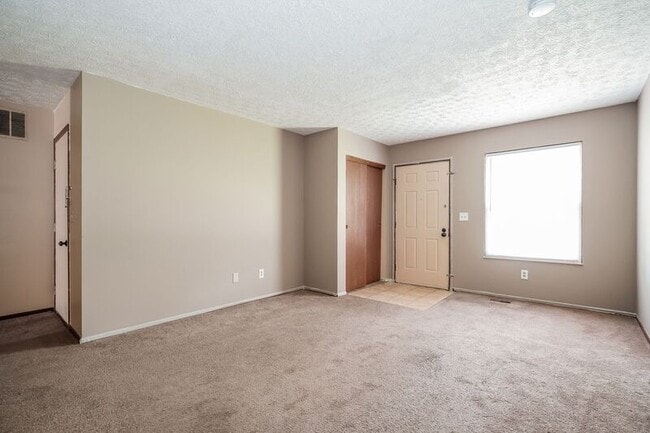 Photo - 2510 Thimbleberry Rd