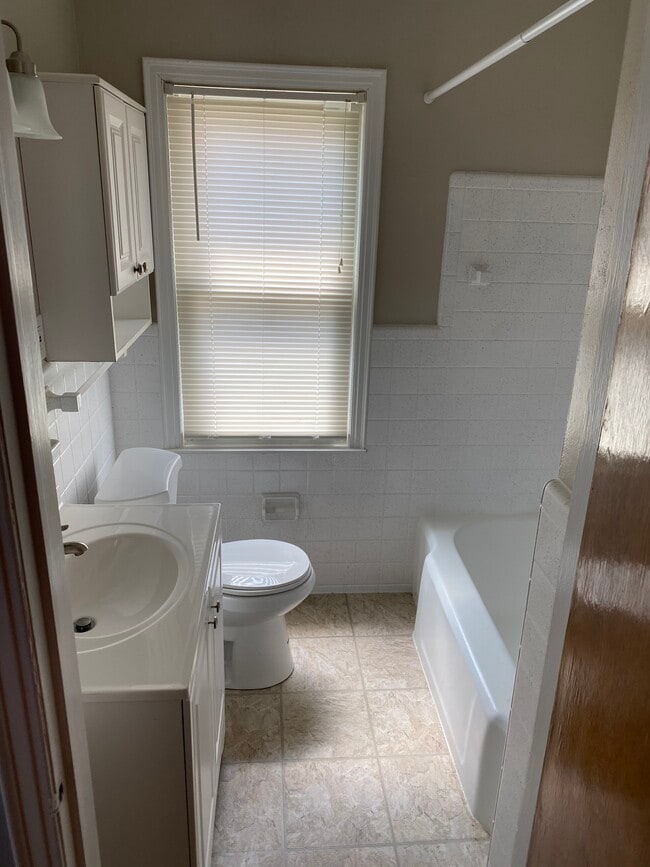 Photo - 11448 Columbia