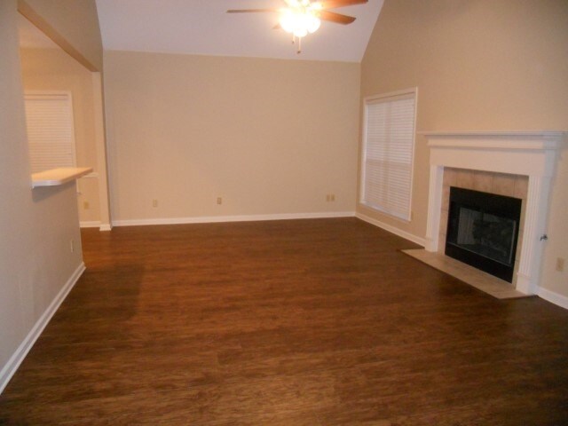 Photo - 6424 Piney River Rd