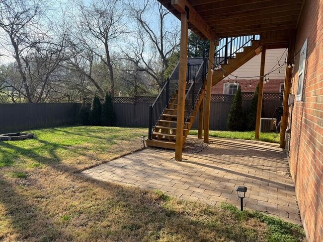 Photo - For Rent - Split Level Brick Home in South Nashville with Garage