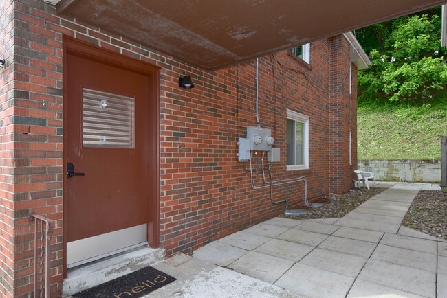 First floor common area entrance has digital door lock for security & convenience. - 3156 Glendale Ave Unit 1