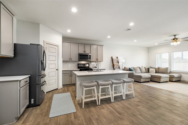 Photo - 502 Rain Cloud Dr