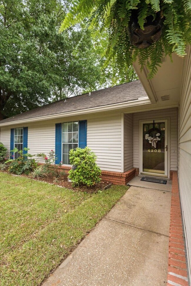 Photo - 4508 Parkwood Ln W