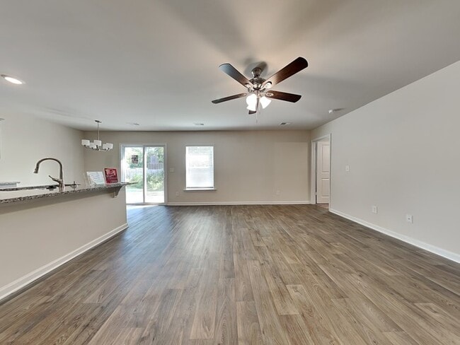 Photo - 310 Flushing Bay Ct