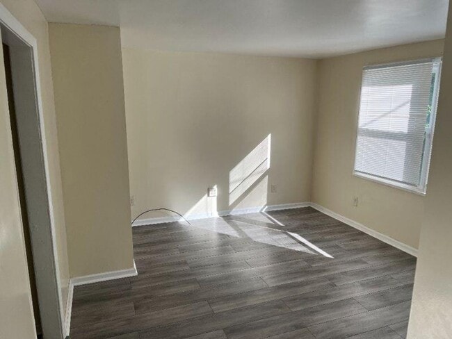 Photo - 1731 N Franklin Pl Unit 1731A