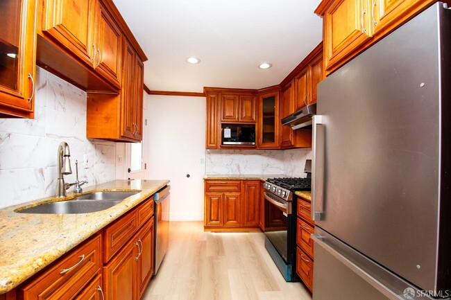 Photo - 1099 Bradford Dr