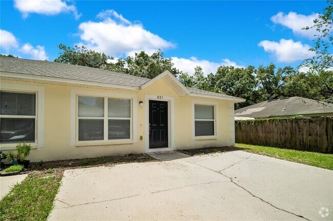 Building Photo - 825 Douglass Ave Rental