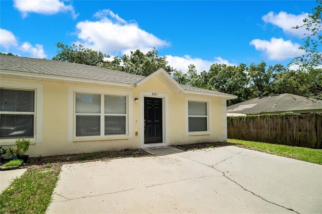 Building Photo - 825 Douglass Ave Rental
