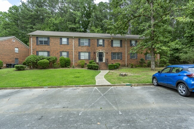 Photo - 2200 Montreat Cir