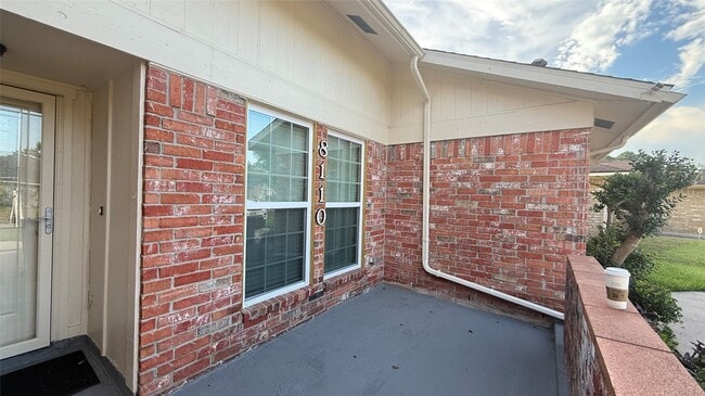 Photo - 8110 Streamside Dr