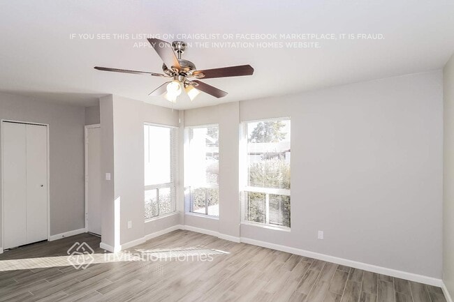 Photo - 2130 W Danbury Dr
