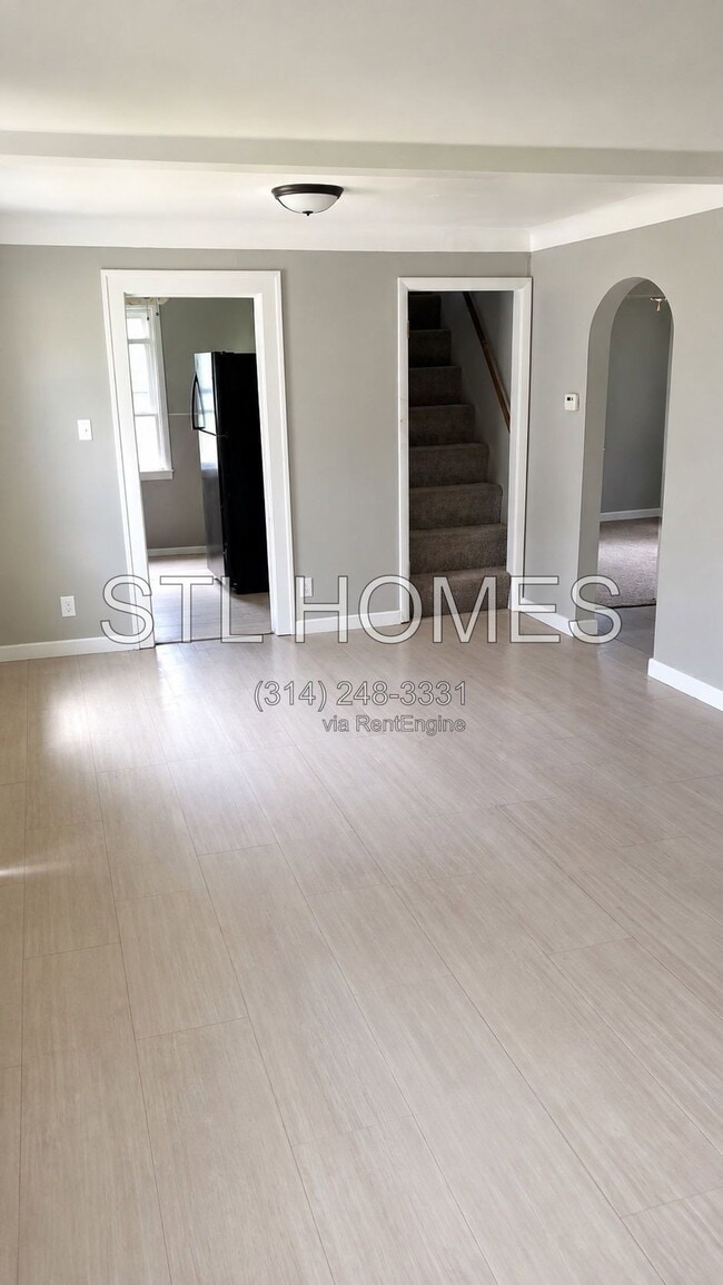 Photo - 19 N Harvey Ave