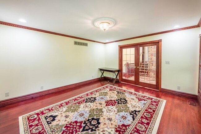 Photo - 2240 Gale Rd