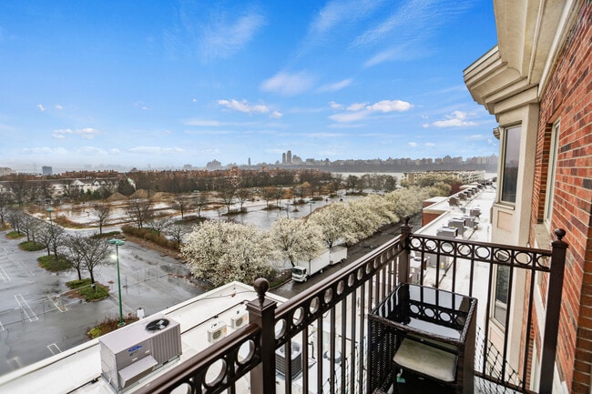Photo - 1304 City Pl Unit 1304