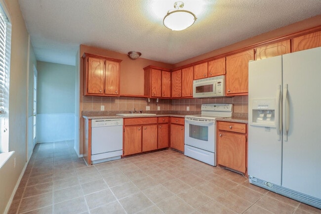 Photo - 801 Ironton Dr