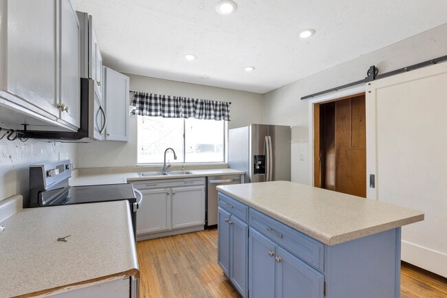 Photo - Charming 3 Bedroom Bungalow in West Valley