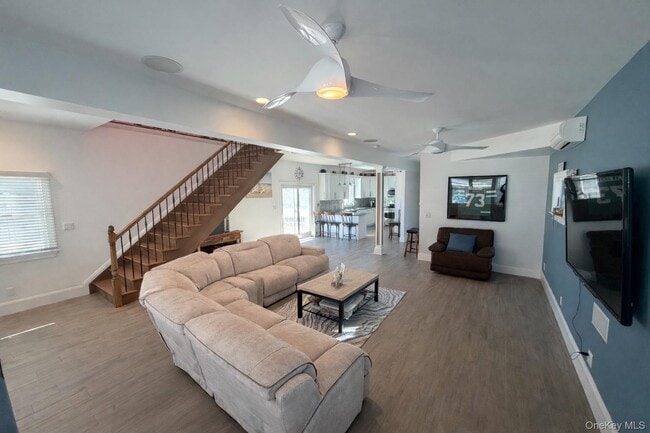 Photo - 65 New Hampshire St