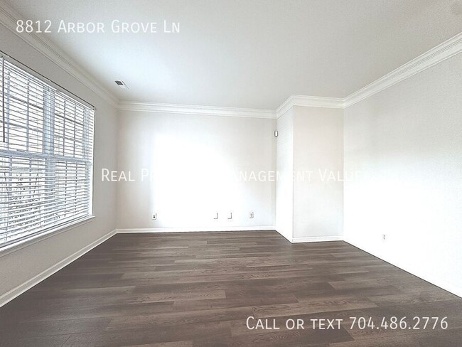 Photo - 8812 Arbor Grove Ln