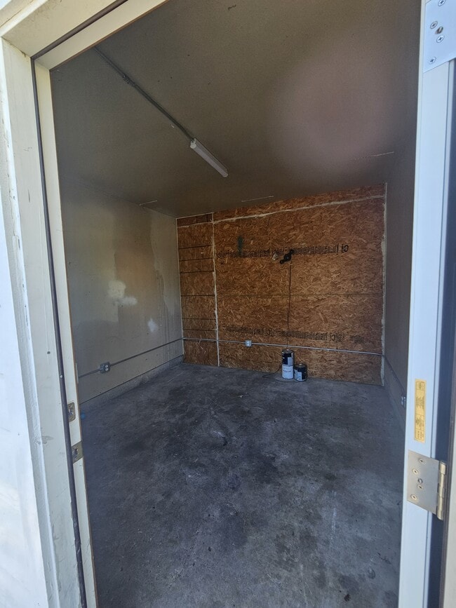 Photo - 409 E Kerr Ave