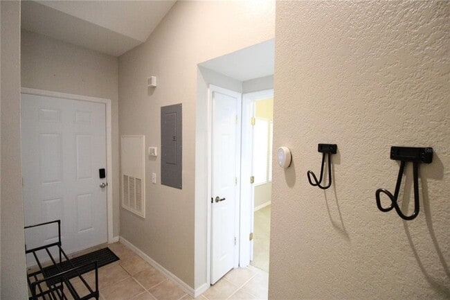 Photo - 9158 SW 51st Rd Unidad J303