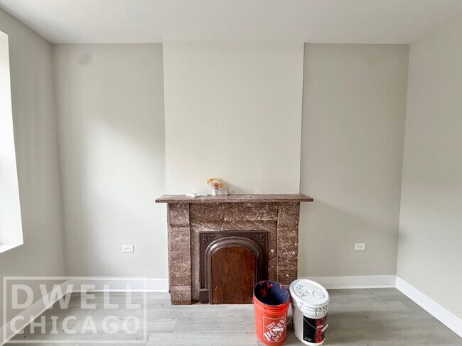 Photo - 1546 W Walton St Unit 2F