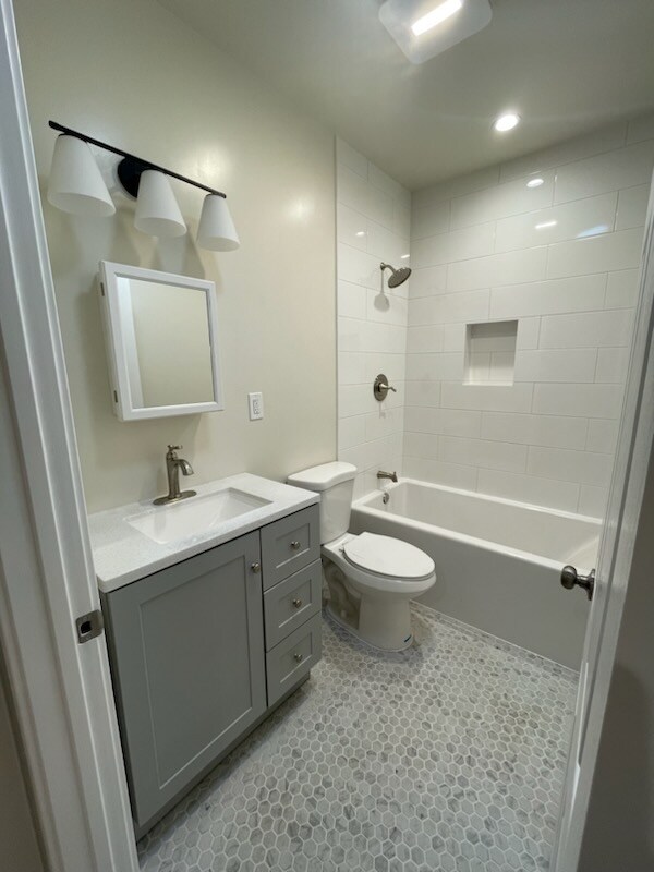 Photo - 3705 Arlington Ave Unit 3707 1/2 Arlington Ave