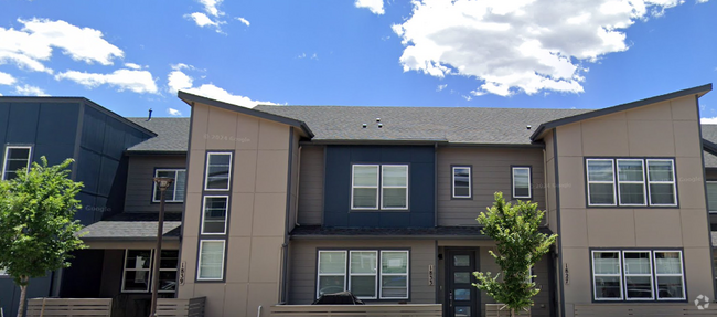 Building Photo - 1833 Spring Water Pt Rental