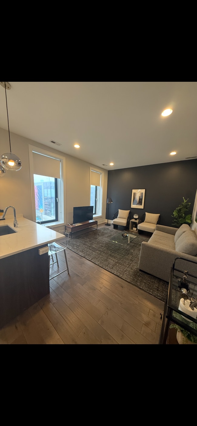 Photo - 318 S Halsted St Unit 203