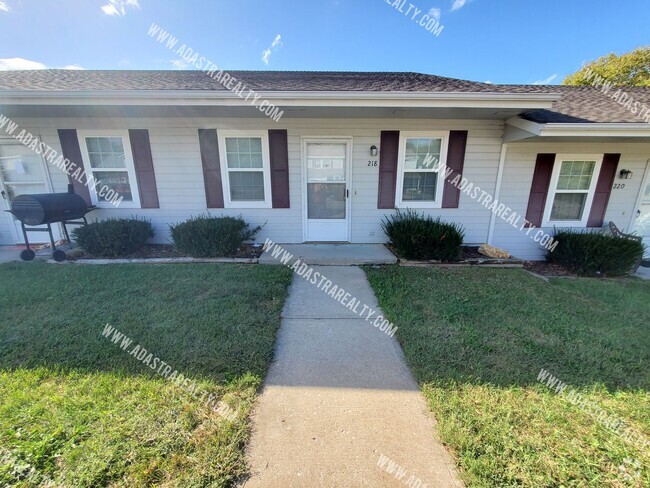 Building Photo - Affordable 2 Bedroom/2 Bath in Raymore-Ava... Rental