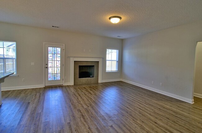 Photo - 442 Grayson Ave