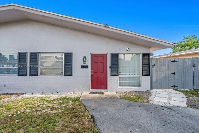 Photo - 820 SW 12th Ct Unit 820