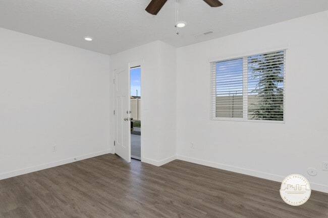 Photo - Gorgeous Townhomes in Entrata Farms of Meridian. Luxurious Amenities!