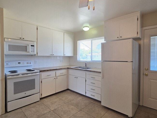 Photo - 1281 Parkington Ave Unidad 1291