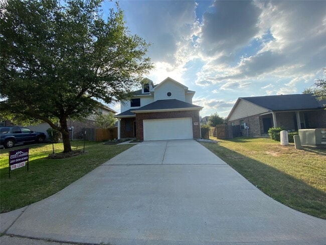 Building Photo - 4903 Summer Ridge Dr
