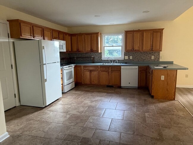 Photo - Single Story home in Overbrook Shores