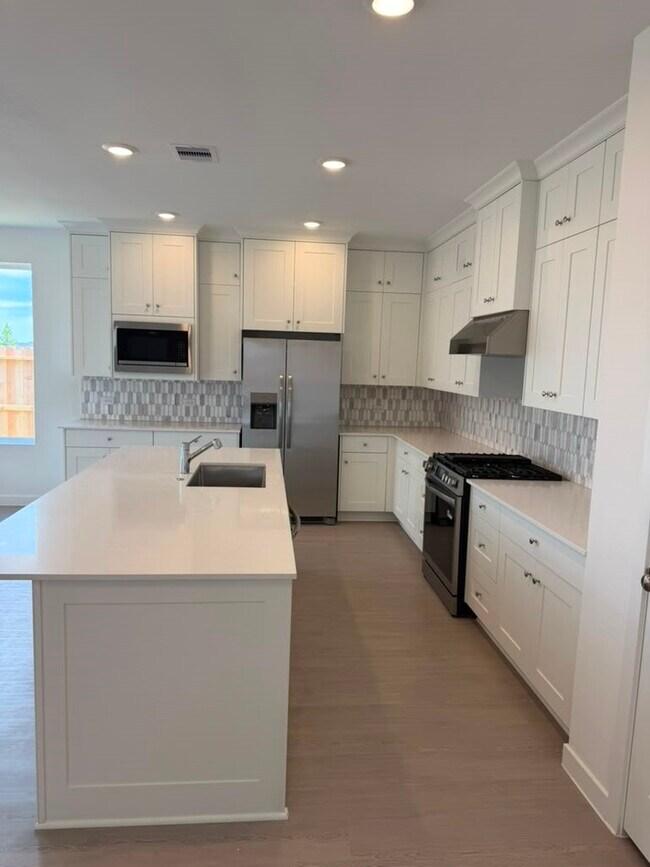 Photo - 2847 Gdn Mdw St