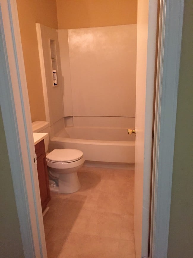 Photo - 1919 Metairie Ave Unit b