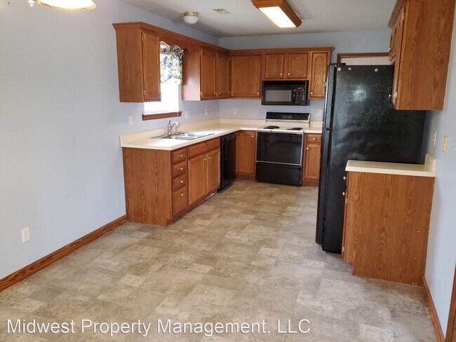 Photo - 3 br, 2 bath House - 2101 Osage Dr