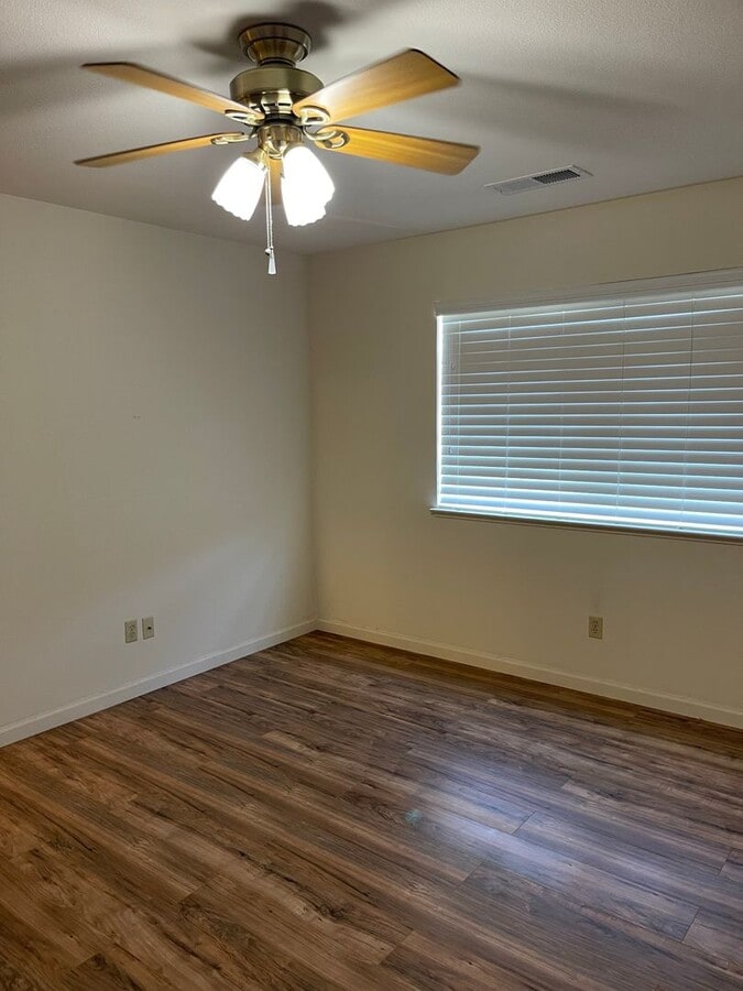Photo - 122 Lime Ave