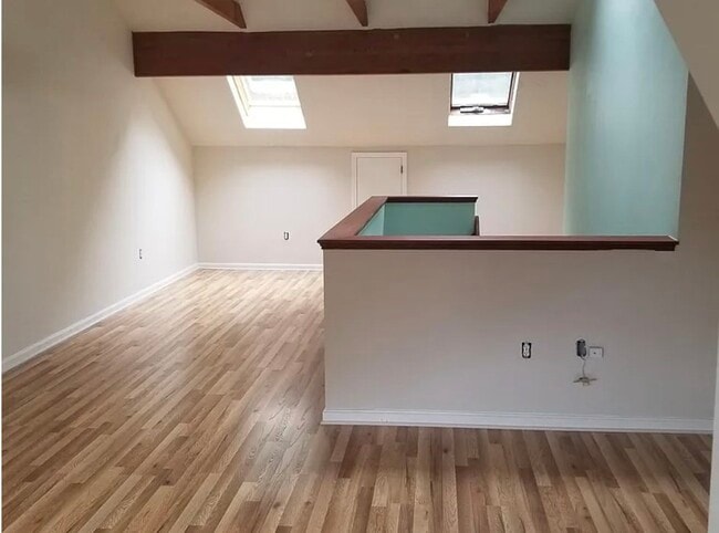 Photo - 1301 Lagrange St