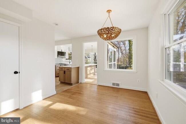 Photo - 2809 Pierpont St