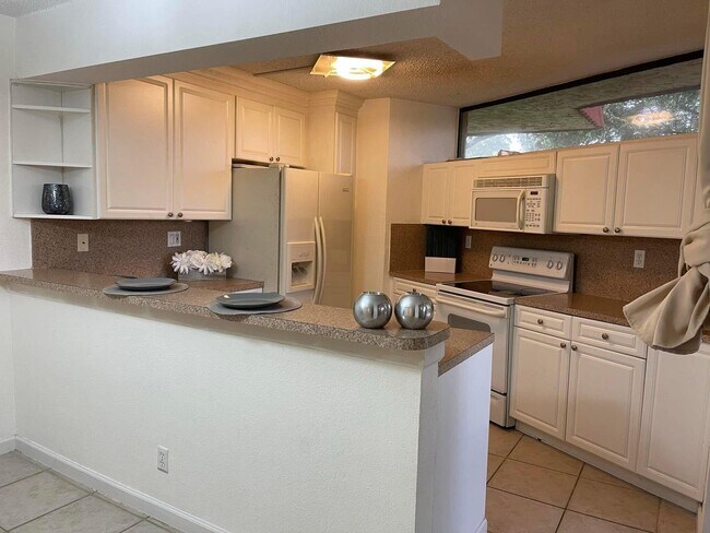 Photo - 8159 Severn Dr