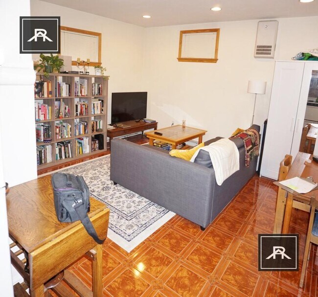 Photo - 1 bedroom in Brookline MA 02446 Unit 7