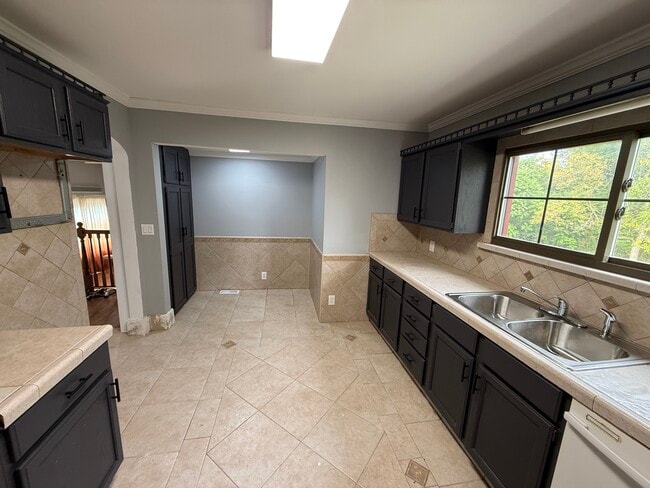 Photo - 5268 Fenton Rd