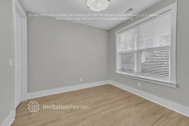 Photo - 246 Founders Ln